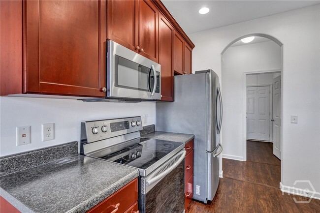 Building Photo - 179 Willow Point Cir