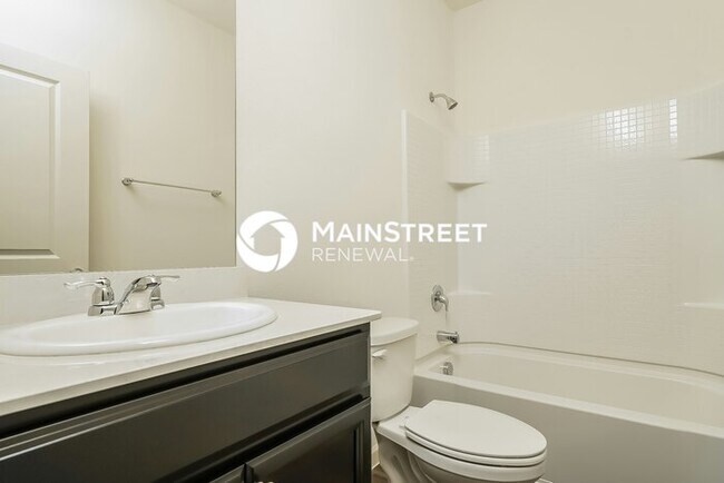 Building Photo - 4 Bedroom Pet-Friendly Home in Crowley, TX with Main Street Renewal