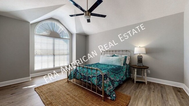 Building Photo - 18 Meigs Dr