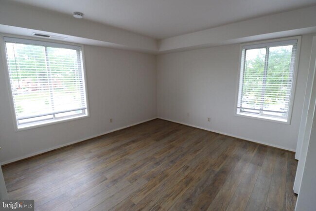 Building Photo - 10850 Green Mountain Cir