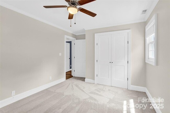 Building Photo - 832 Kemp Rd