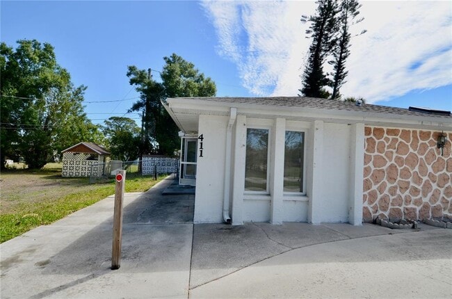 Building Photo - 411 San Miguel Ave