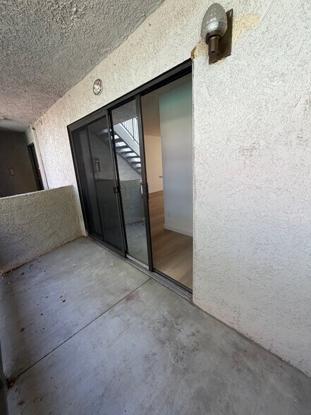 Building Photo - 8539 De Soto Ave