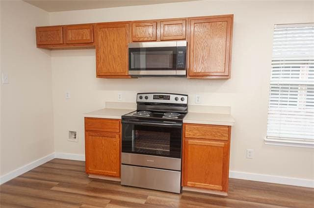 Building Photo - 108 Hollow Tree Dr