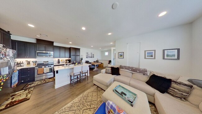 Building Photo - 2bd/2ba Townhome in Vineyard Village HOA