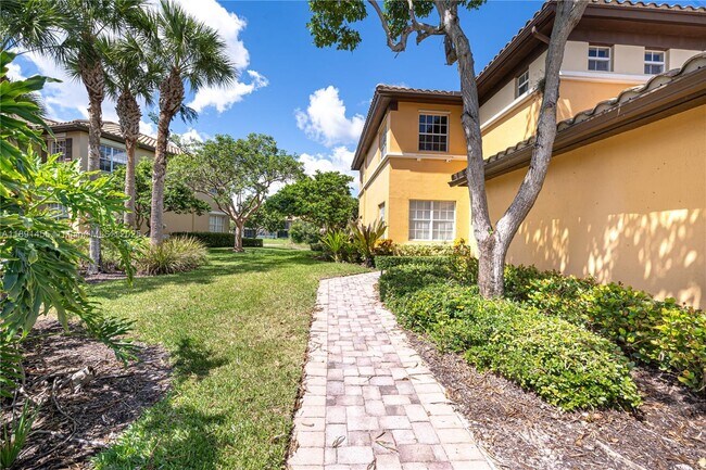 Building Photo - 8231 NW 127th Ln