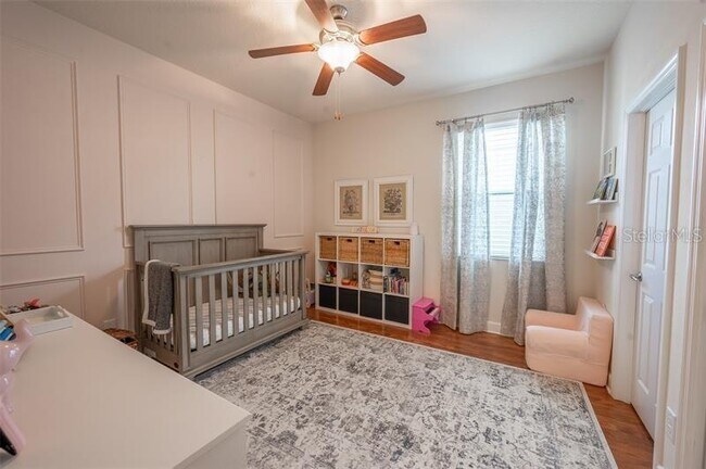 Building Photo - 10405 Waterstone Dr