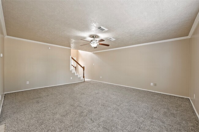 Building Photo - 2627 Autumn Springs Ln