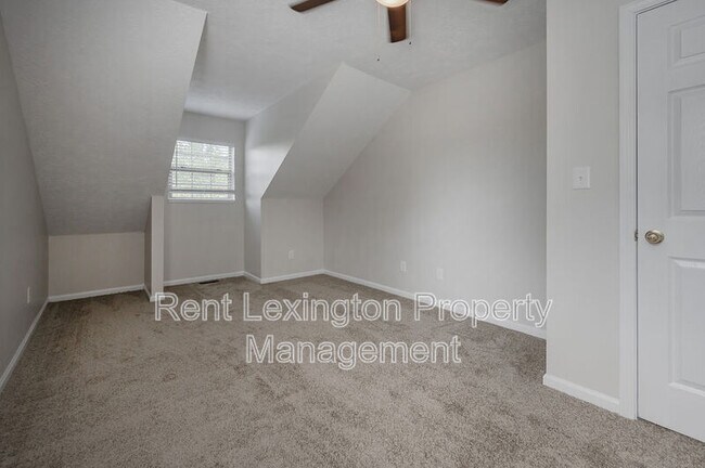 Building Photo - 772 Orlean Cir