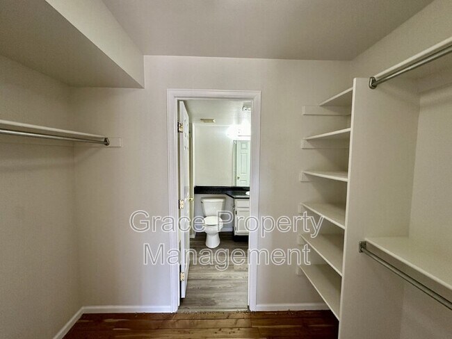 Building Photo - 4899 S Dudley St