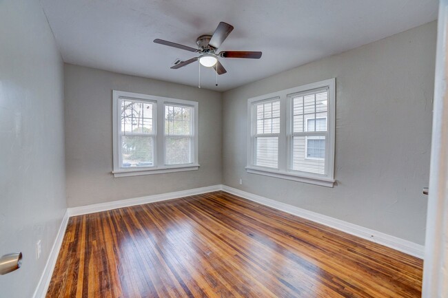 Building Photo - North Denver Avenue - 1629/1631