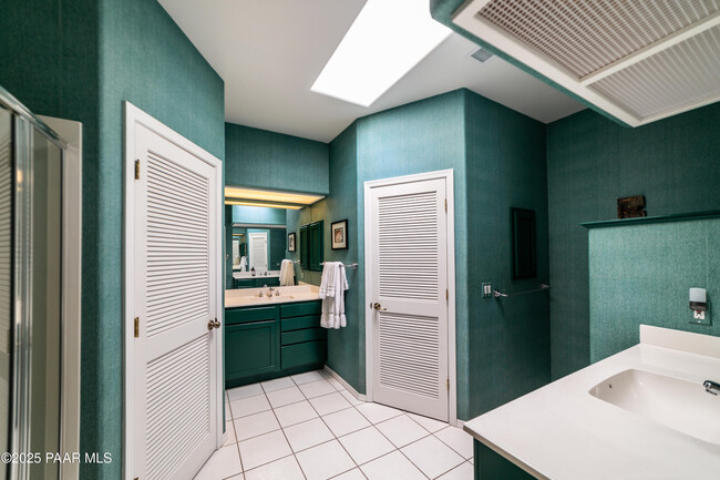 Building Photo - 4493 Hornet Dr