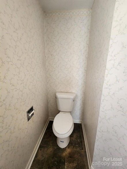 Building Photo - 208 Cliffside Dr