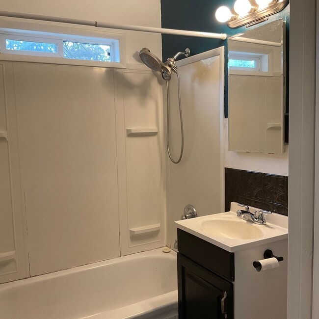 Building Photo - Cute 1 bedroom in Napavine