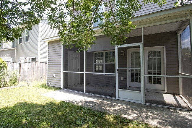 Building Photo - 106 Shumard Oak Ct