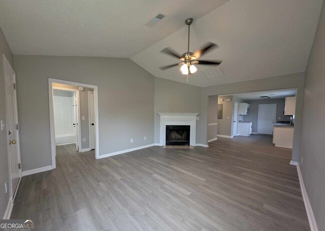 Building Photo - 136 Tuscany Ln