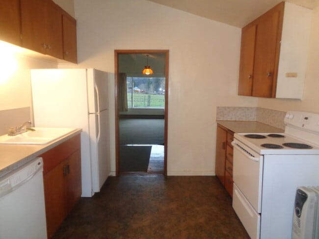 Building Photo - Breath of Fresh Air