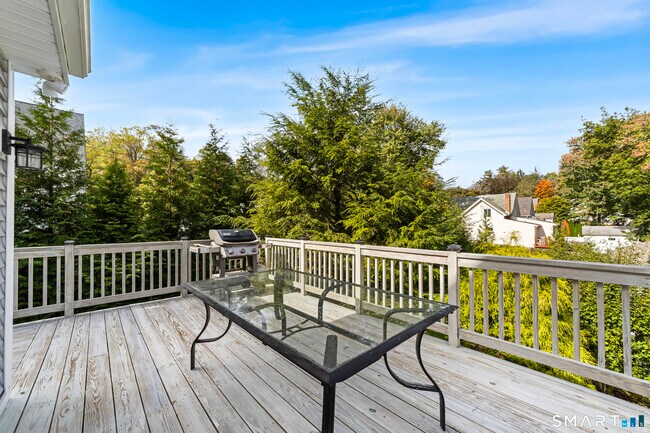 Building Photo - 3 Park Pl