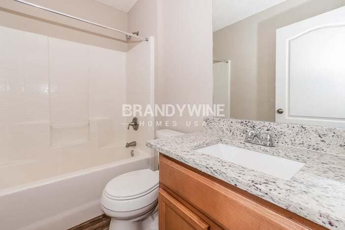 Building Photo - 11921 Dover Village Dr W