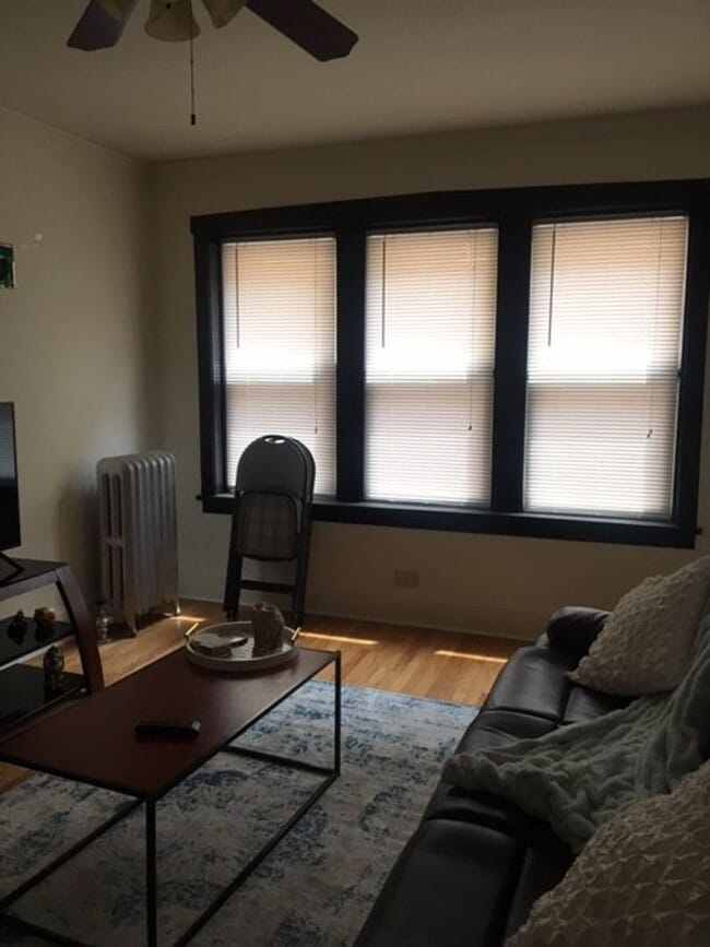 Building Photo - One Bedroom Horner Park