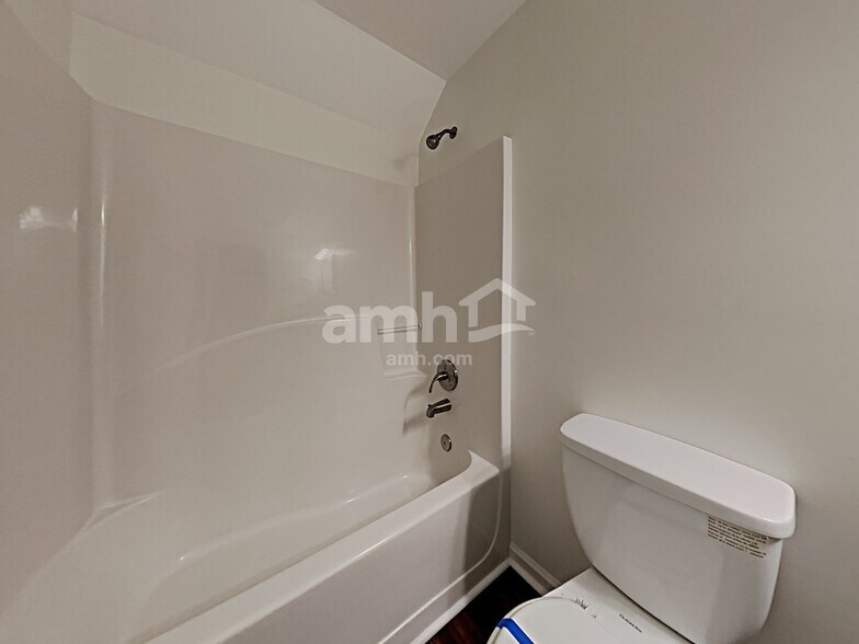 Building Photo - 4150 Arch Pass