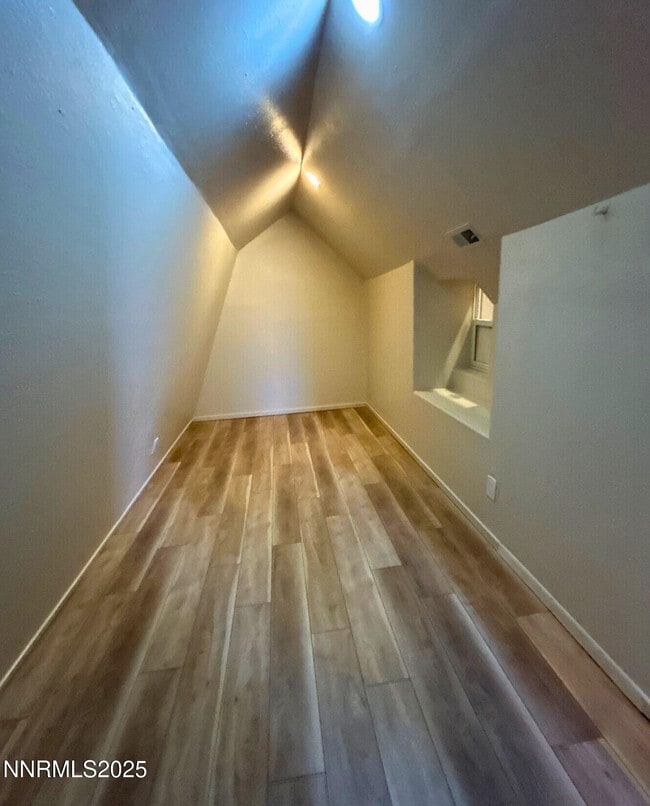 Building Photo - 5353 Desert Peach Dr