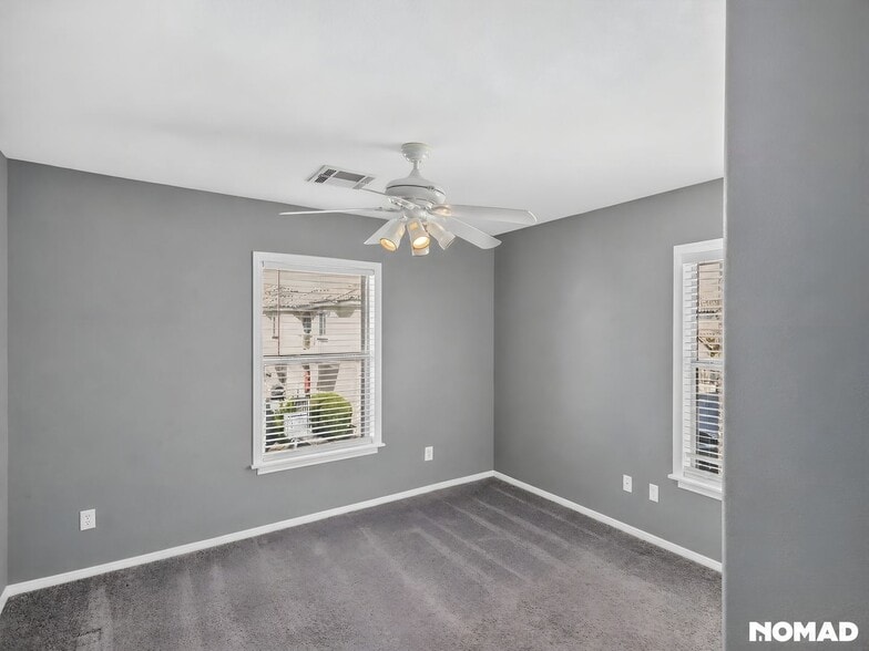 Building Photo - 8528 Myrsine Ct