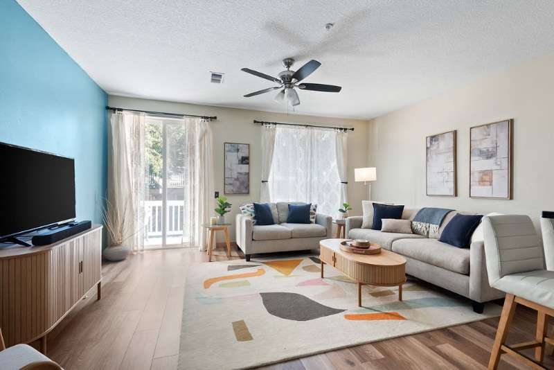 Building Photo - 10237 NW Wilshire Ln