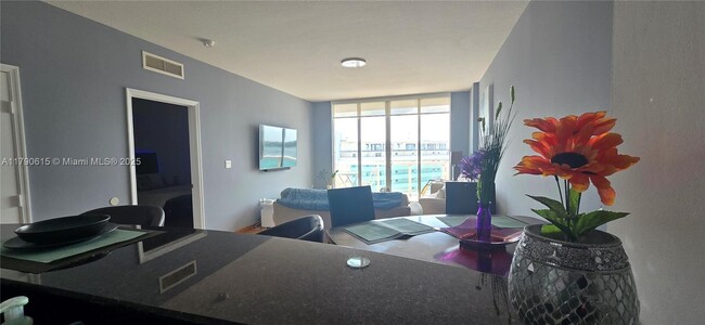 Building Photo - 7900 Harbor Island Dr
