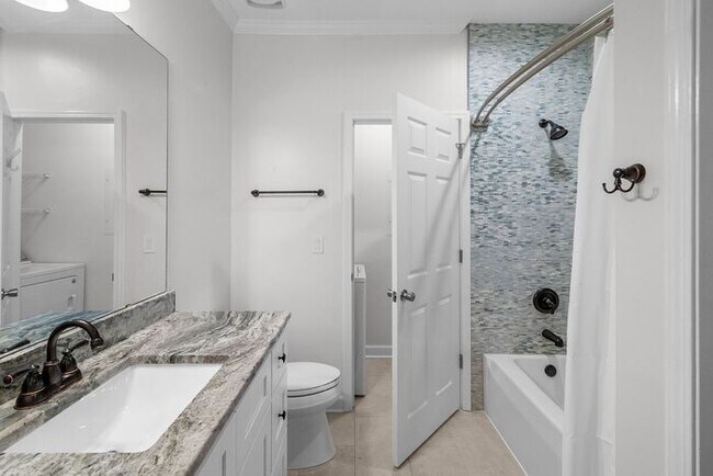 Building Photo - Waterfront Living at Its Finest - Beautifully Remodeled 3BR/2BA, 1st Floor, End Unit Condo on Lak...