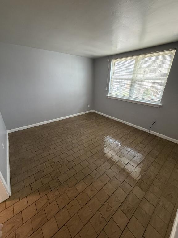 Building Photo - 310 Vine Ave