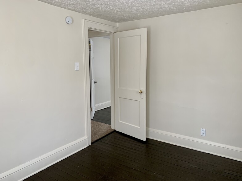 Building Photo - 1221 Girard St