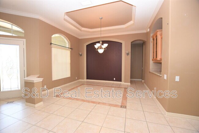 Building Photo - 2218 Longleaf Cir