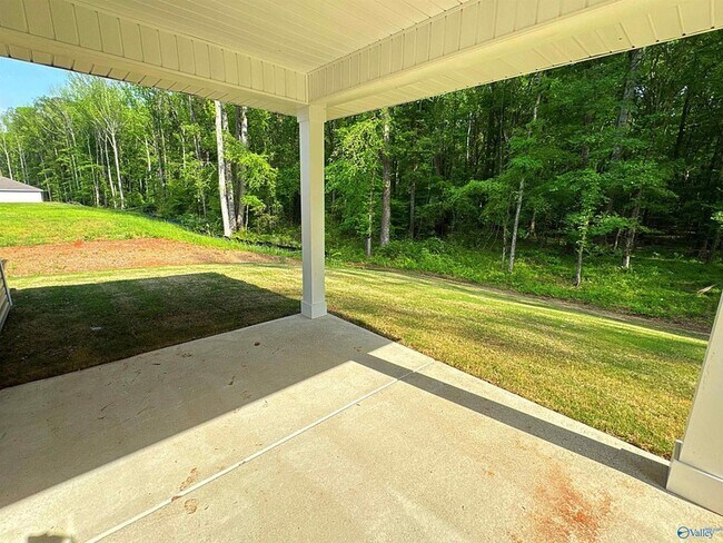 Building Photo - 228 Hibiscus Dr