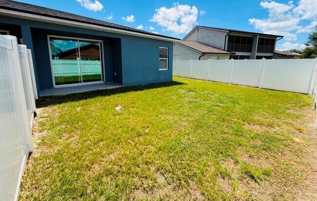 Building Photo - 812 Glastonbury Dr