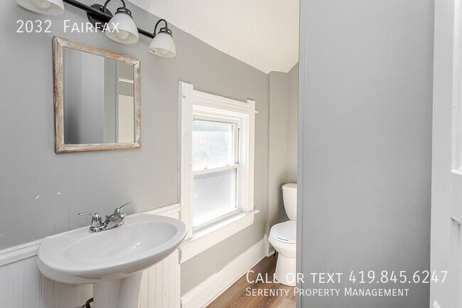 Building Photo - 2032  Fairfax-