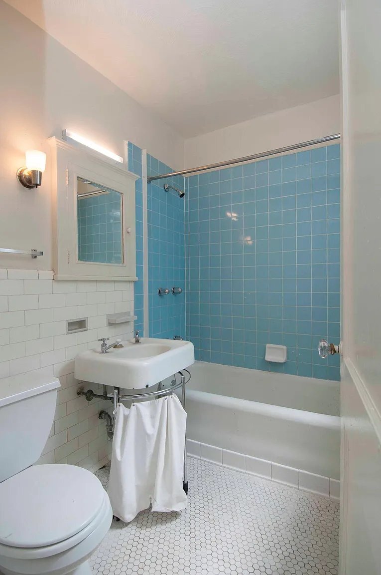 Building Photo - 6535 Northumberland St