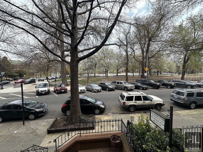 Building Photo - PARK PLACE