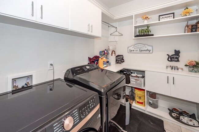 Building Photo - 4 Bedroom, 3.5 Bathroom Home in Summers Co...