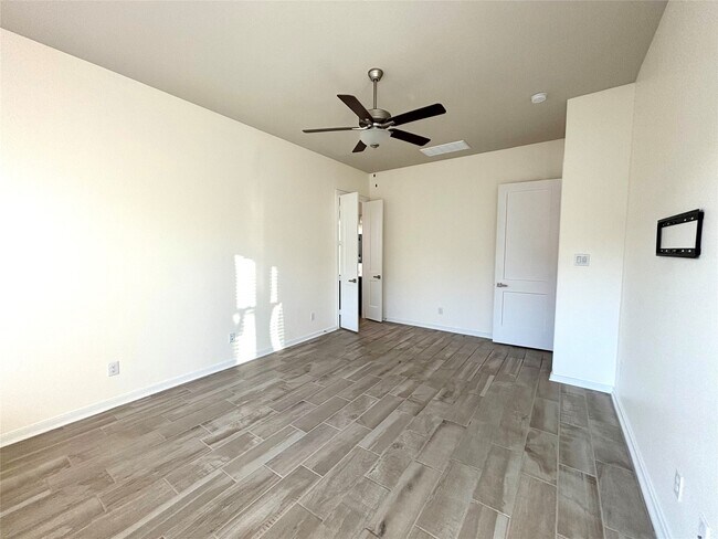 Building Photo - 5806 Pecos Ct