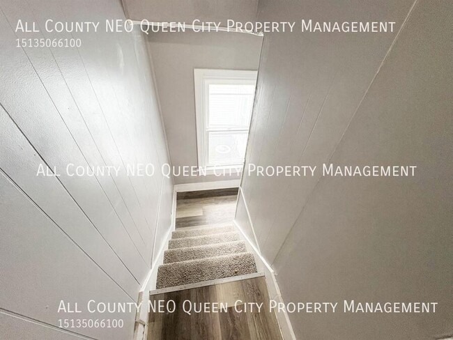 Building Photo - 227 Pleasant Ave