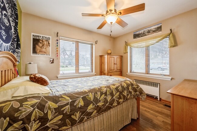 Bedroom 2 - 316 Iroquois Ave