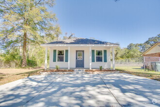 Building Photo - Brand-New 3BR/2BA Home in Cottages of Pens...
