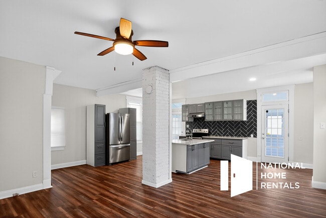 Building Photo - 1418 Olive St