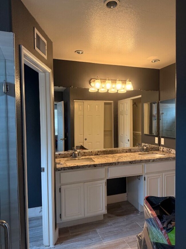 Building Photo - DETACHED 3bed home in the desirable Magnolia Lane community of Las Flores!