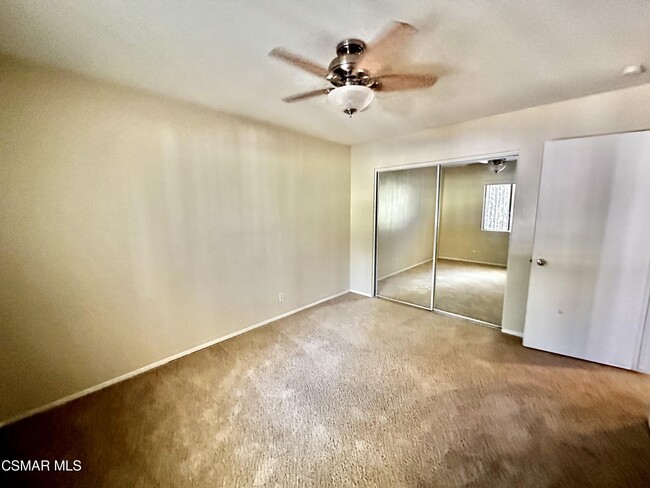 Building Photo - 2866 Lakeridge Ln