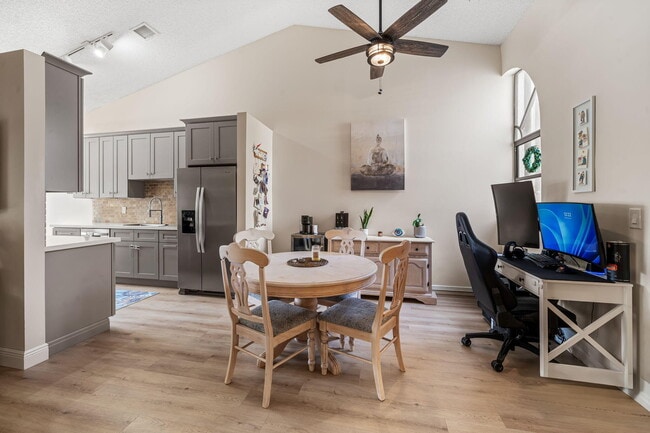Building Photo - 3006 Black Oak Ct