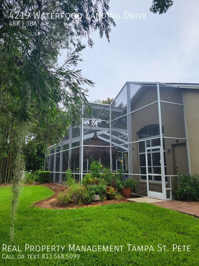 Building Photo - ***LUXURY LUTZ HOME
