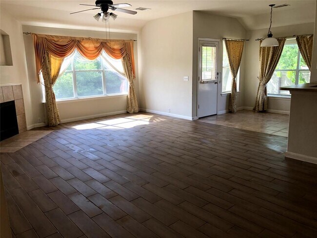 Building Photo - 3336 Alexander Valley Cove