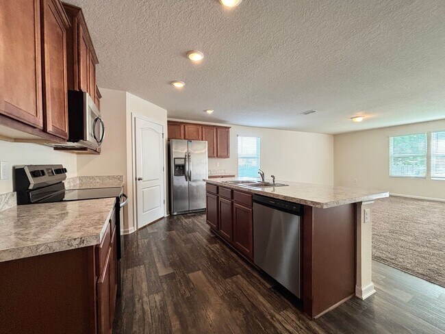 Building Photo - 1763 Eagle View Way